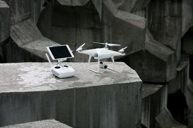 DJI Phantom 4 Advanced - 1-calowa matryca, filmy 4K i inne funkcje z Phantoma Pro w niższej cenie 1
