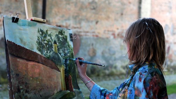 Warszawa, Włochy. Z okazji siedemdziesięciolecia przyłączenia dwóch dzielnic do stolicy dom kultury organizuje rodzinny konkurs plastyczny