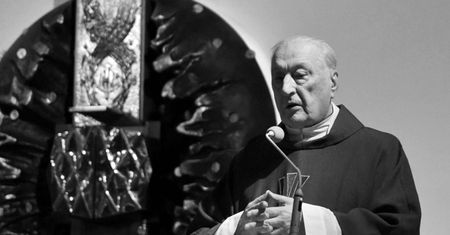 Egzorcysta ks. Andrzej Kowalczyk nie żyje. Zmarł w dniu 81. urodzin