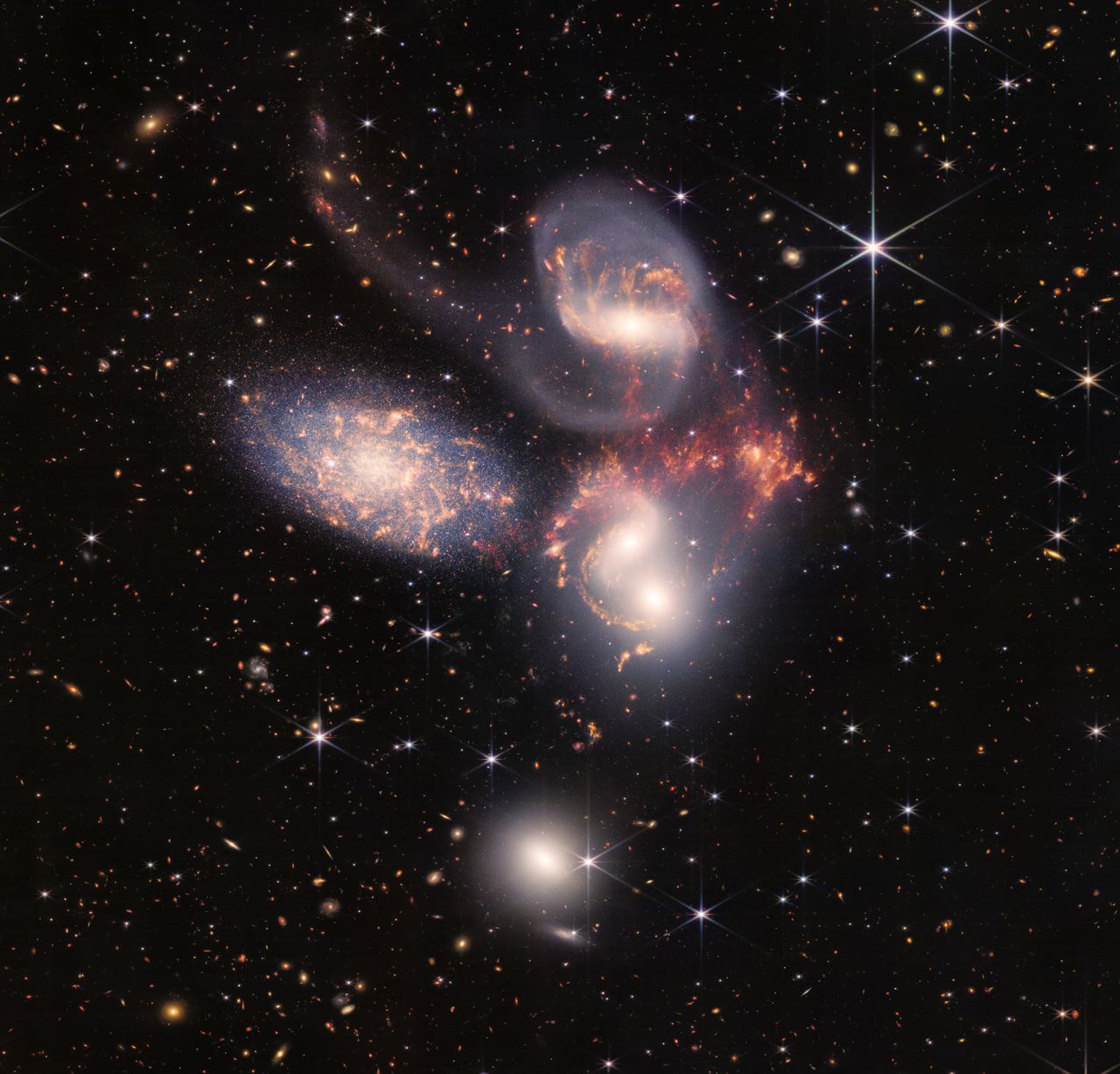 Kwintet Stephana w obiektywie Kosmicznego Teleskopu Jamesa Webba.
