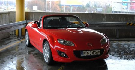 Mazda MX-5 2,0 MZR - nieuprzejma sympatia [galeria i test]