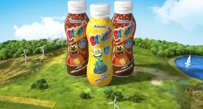 Podróżujący superbohaterowie reklamują Bakuś Shake (wideo)