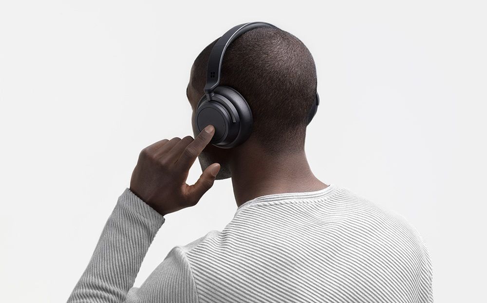 Microsoft zapowiedział Surface Headphones 2 i Surface Earbuds 2