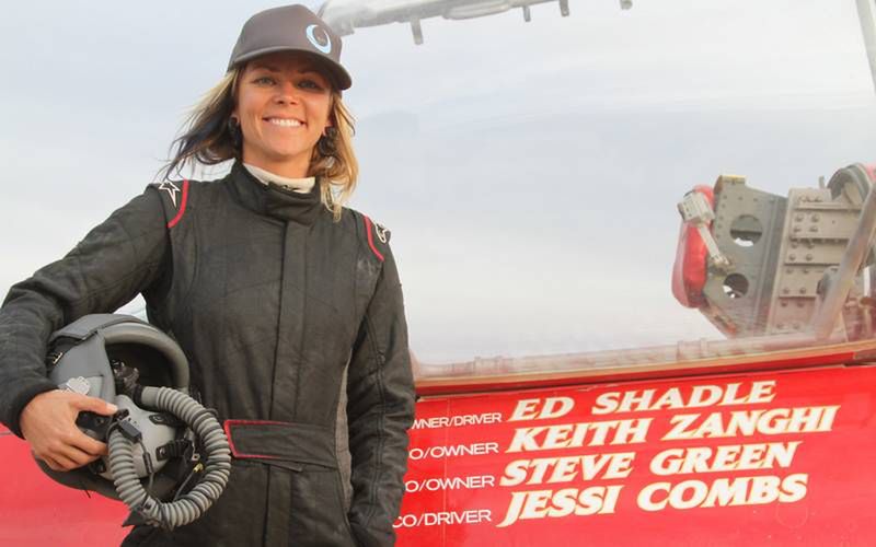 Poznajcie Jessi Combs, najszybszą kobietę na świecie 2