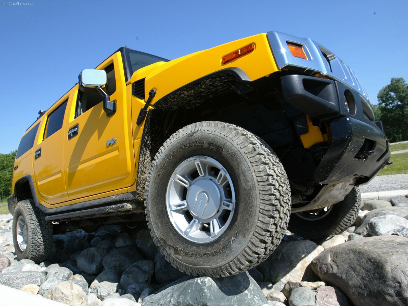 Hummer H2 1