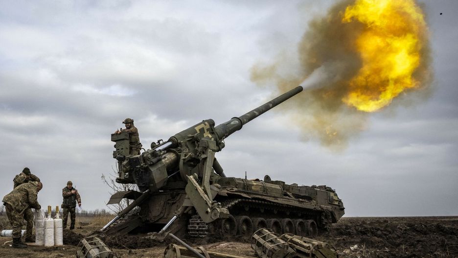 Ukraina - arch 2
CHASIV YAR, DONETSK PROVINCE, UKRAINE - MARCH 17: Ukrainian servicemen fire an artillery called 2S7 Pion howitzer cannon aiming to Russian positions in the frontline nearby Bakhmut in Chasiv Yar, Ukraine on March 17, 2023. Muhammed Enes Yildirim / Anadolu Agency/ABACAPRESS.COM
AA/ABACA