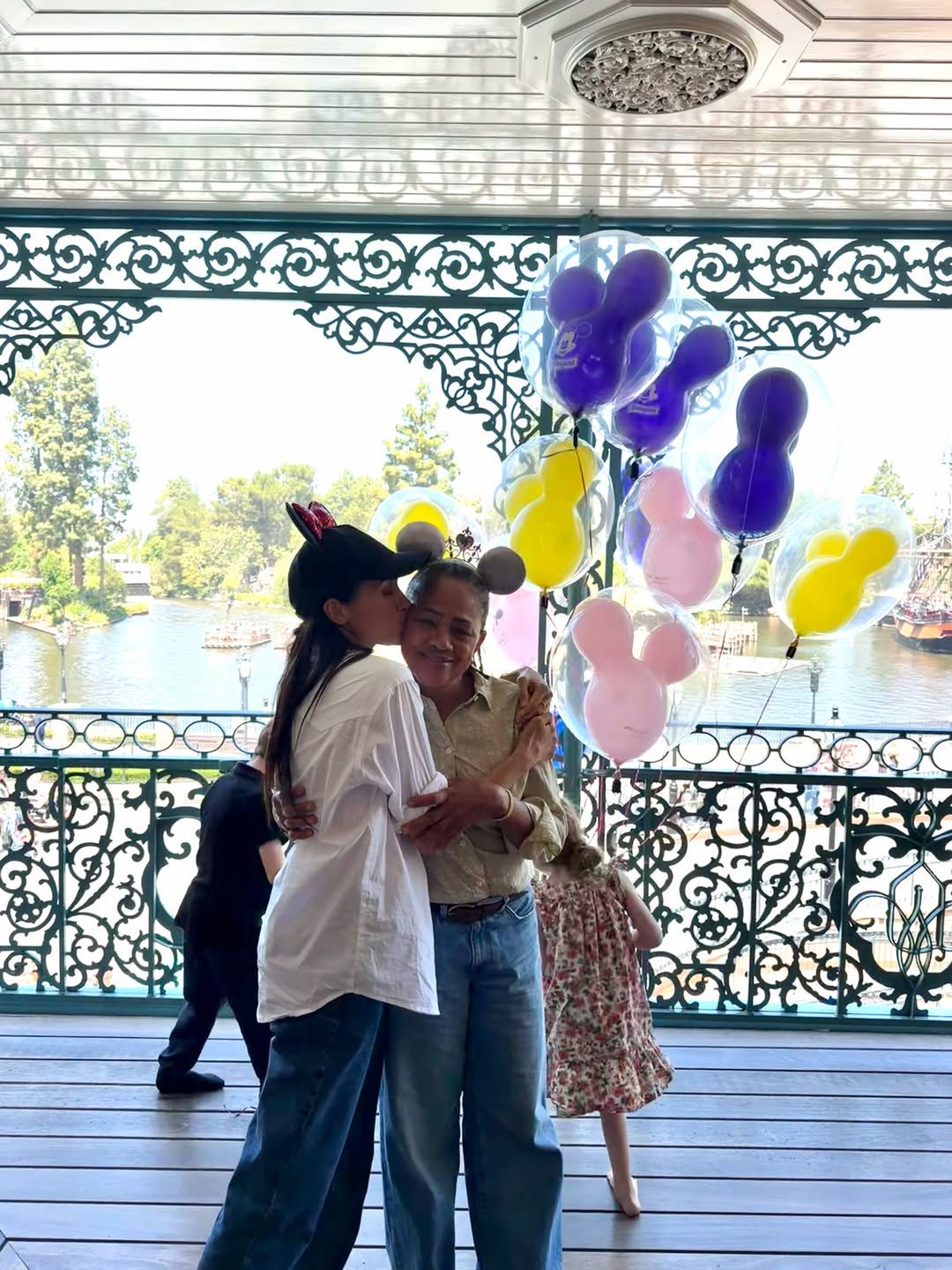 Meghan Markle relacjonuje rodzinny czas w Disneylandzie