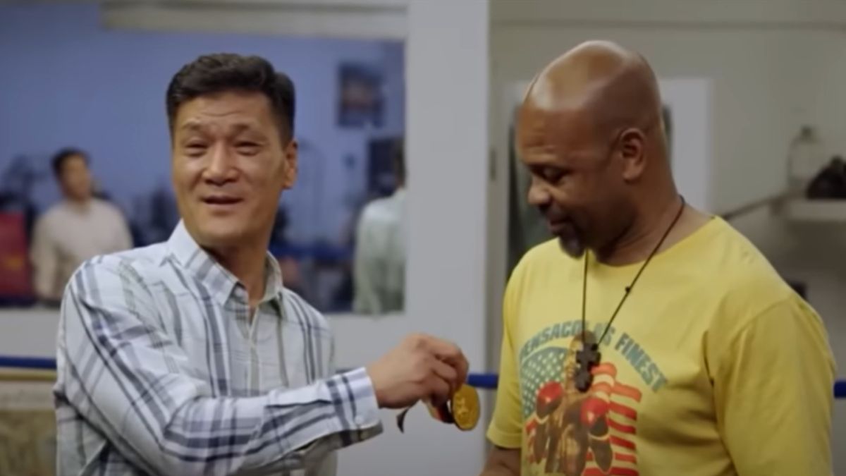  Park Si Hun, Roy Jones Jr.