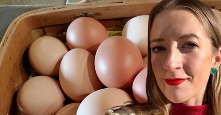 Trzymasz jajka w lodówce? Lara Gessler tłumaczy, dlaczego to błąd