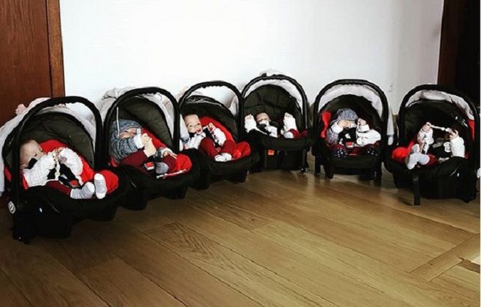 Sześcioraczki skończyły dziewięć miesięcy