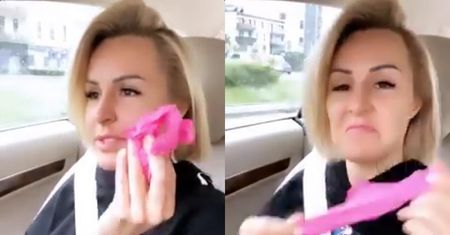 Blanka Lipińska chwali się spotkaniem z Natalią Siwiec i, KIERUJĄC AUTEM, pokazuje rękawiczki, które od niej dostała (FOTO)