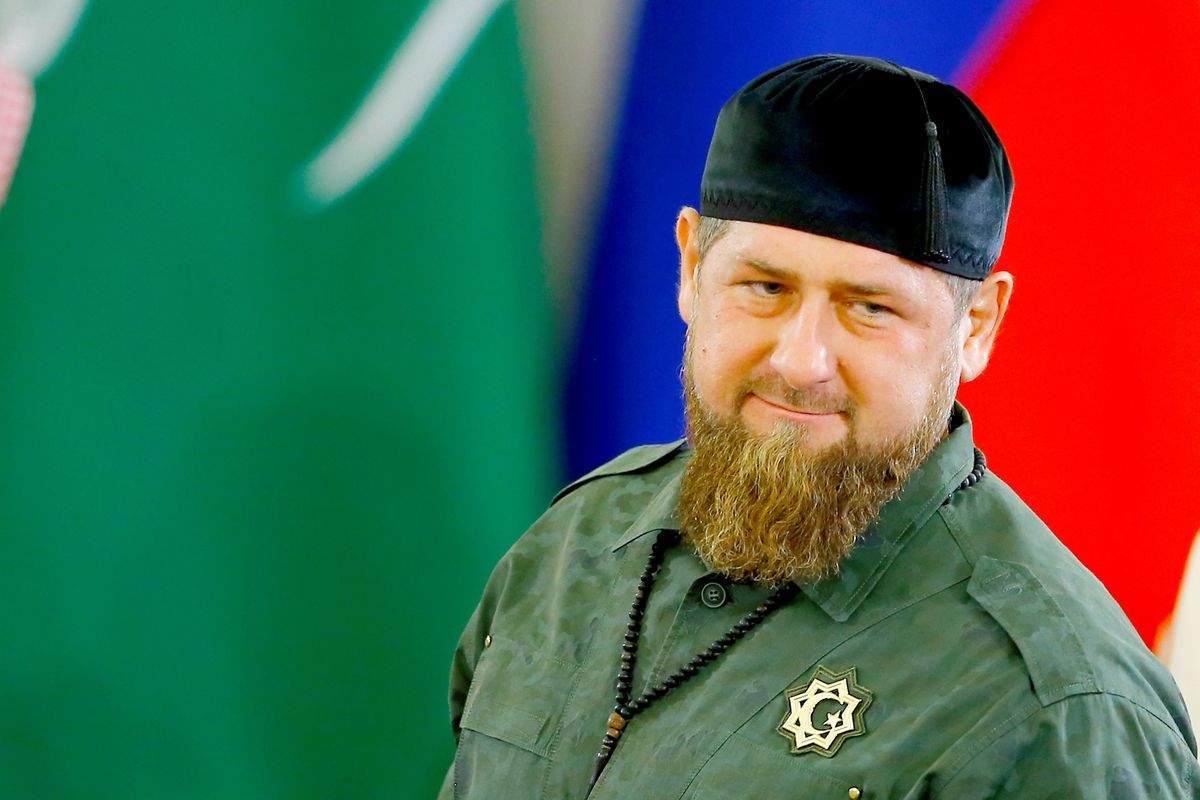 Ramzan Kadyrow wierzy, że czeczeńscy bojownicy będą rządzić okupowanymi terenami Ukrainy. 