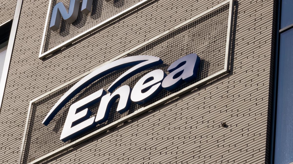 ENEA is the leading electricity and energy provider in Poland. Energy corporation
Logo of ENEA brand, the main supplier of energy and electricity in Poland. Logo on the office building.
business, economy, electricity, finance, technology, company, center, energy, logotype, polish, building, logo, poland, energy provider, banking, signage, front, financial, facade, europe, business, economy, electricity, finance, technology, company, center, energy, logotype, polish, building, logo, poland, energy provider, banking, signage, front, financial, facade, europe