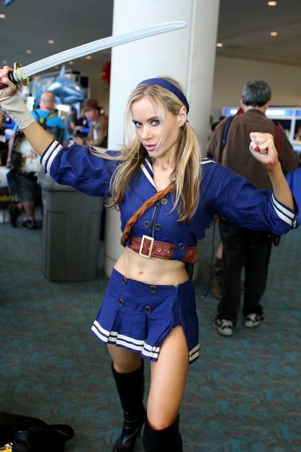 20 najfajniejszych dziewczyn z konwentu Comic-Con 2011 16