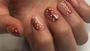 Sieć podbijają bambi nails. Jesienią nie będzie modniejszych