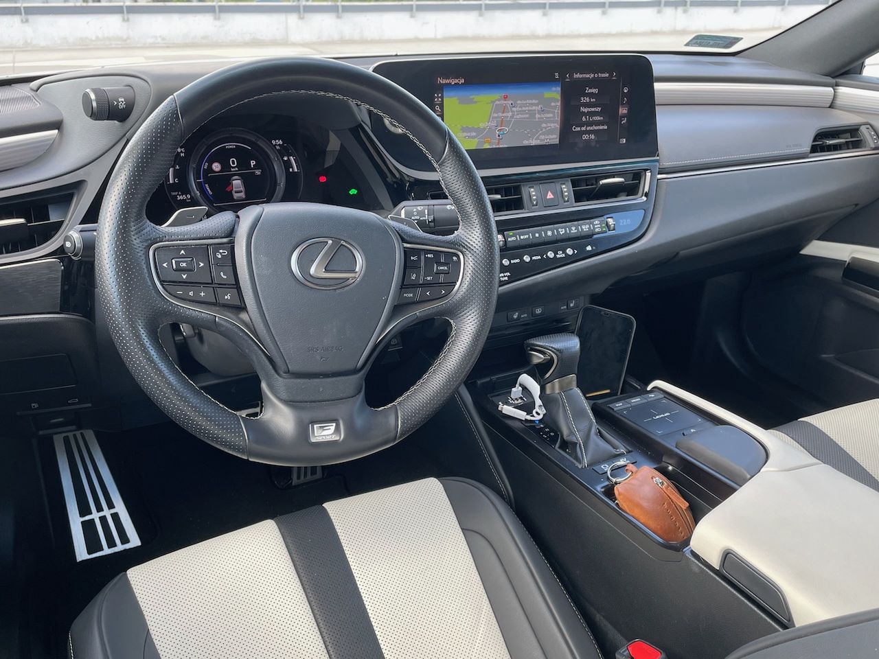 Lexus ES 300h przed zmianami