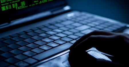 Dell zaleca klientom zmianę hasła po ataku na firmową sieć. Szukano m.in. adresów e-mail