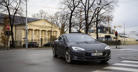 "Elektryki" rządzą w Norwegii. Wybija się jedna marka