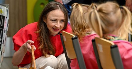 Minister o waloryzacji 800 plus. "Na pewno chcemy otwierać ten temat?"