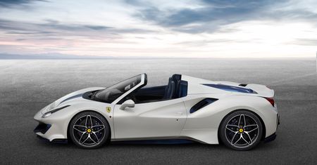 Ferrari 488 Pista Spider to najlepszy sposób, by słuchać najmocniejszego V8 z Maranello