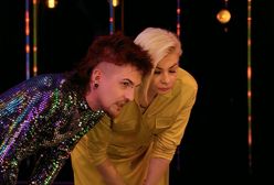 W "Magii nagości" widział nagich mężczyzn i kobiety. Niespodzianka czekała na ich plecach