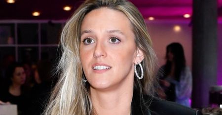 Aleksandra Żebrowska pozuje BEZ MAKIJAŻU i nabija się ze złośliwości o braku higieny: "Moc prysznica" (FOTO)