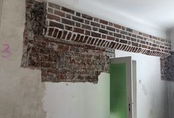 Skuli ściany podczas remontu. Niezwykłe odkrycie w kamienicy w Warszawie