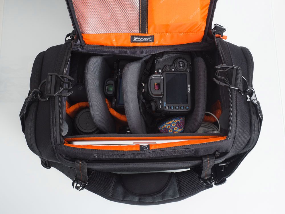 Vanguard Xcenior 36 – studio fotograficzne w jednej torbie 13