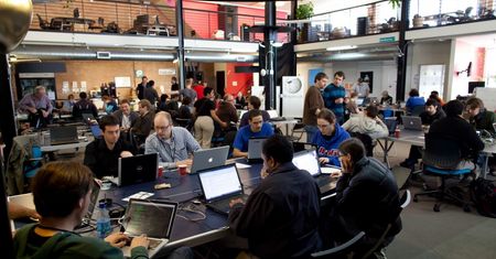 Czy warto brać udział w hackathonach?