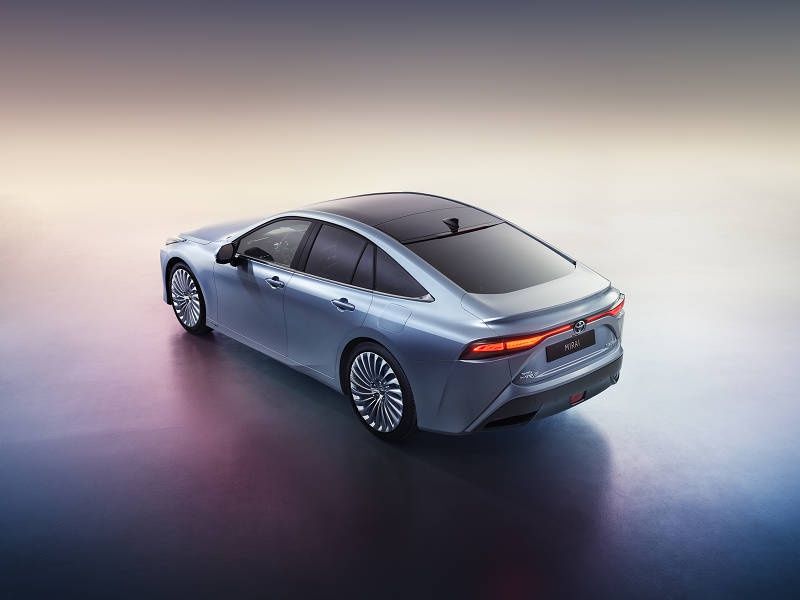 Toyota Mirai 2 samochód