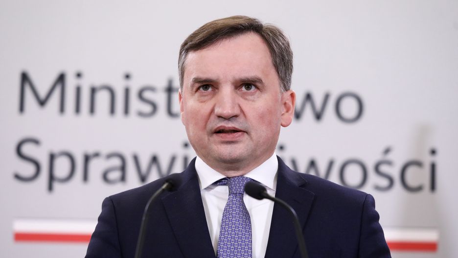 Zapytali Polaków o sądy. Ziobro będzie miał o czym myśleć