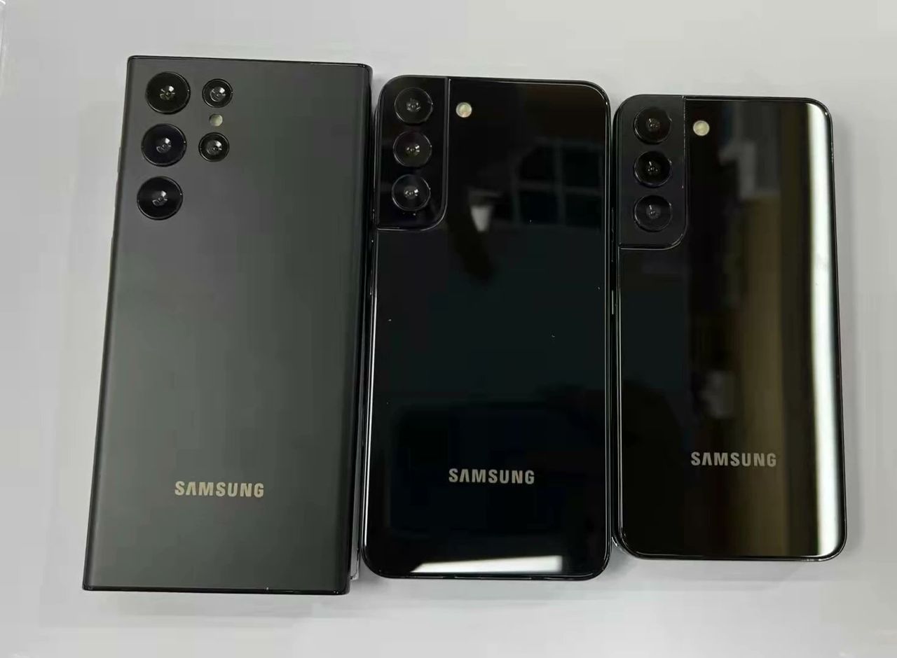 Makiety Samsunga Galaxy S22 Note, S22+ i S22