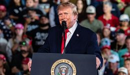 Ile kosztowała Amerykę wojna Trumpa? Dotarli do liczb