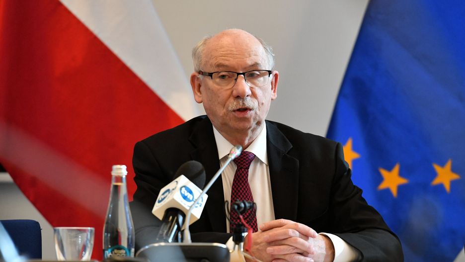 Europoseł PO: "oczyścić polski mundur z PiS". Lewandowski przywołuje Smoleńsk  