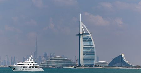 Media: Emiraty są placem zabaw bogatych Rosjan. Dubaj stał się "Dubajgradem"