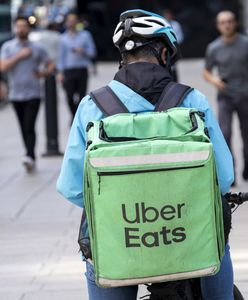 Uber Eats zmienia zasady. Przedsiębiorcy niezadowoleni