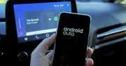 Używanie Android Auto i Apple CarPlay gorsze niż jazda "pod wpływem". Najlepiej w ogóle zrezygnować z telefonu w aucie