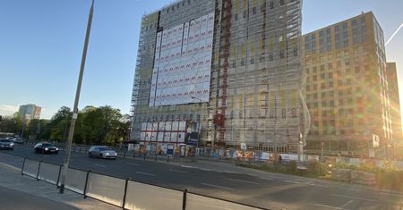 Warszawa. Kawalerka za milion. Miejskie patologie mieszkaniowe
