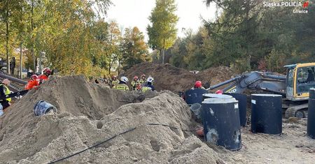 Tragedia podczas robót drogowych. Ziemia przysypała robotnika