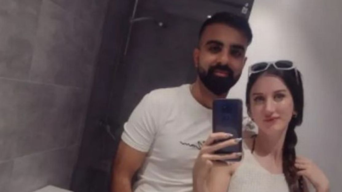 Para twierdzi, że hotelowy ochroniarz podglądał ich podczas zbliżenia 