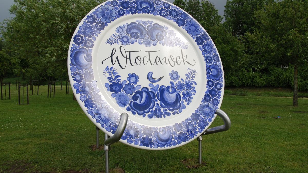 Fajansowy talerz na Słodowie