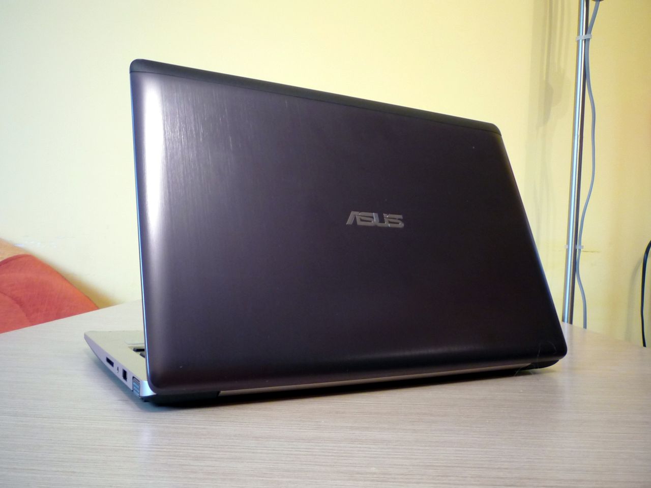 Asus VivoBook X202E