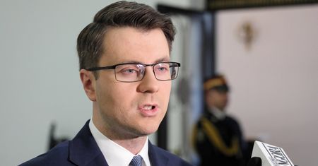 Strefa żółta. Rzecznik rządu komentuje nowe obostrzenia