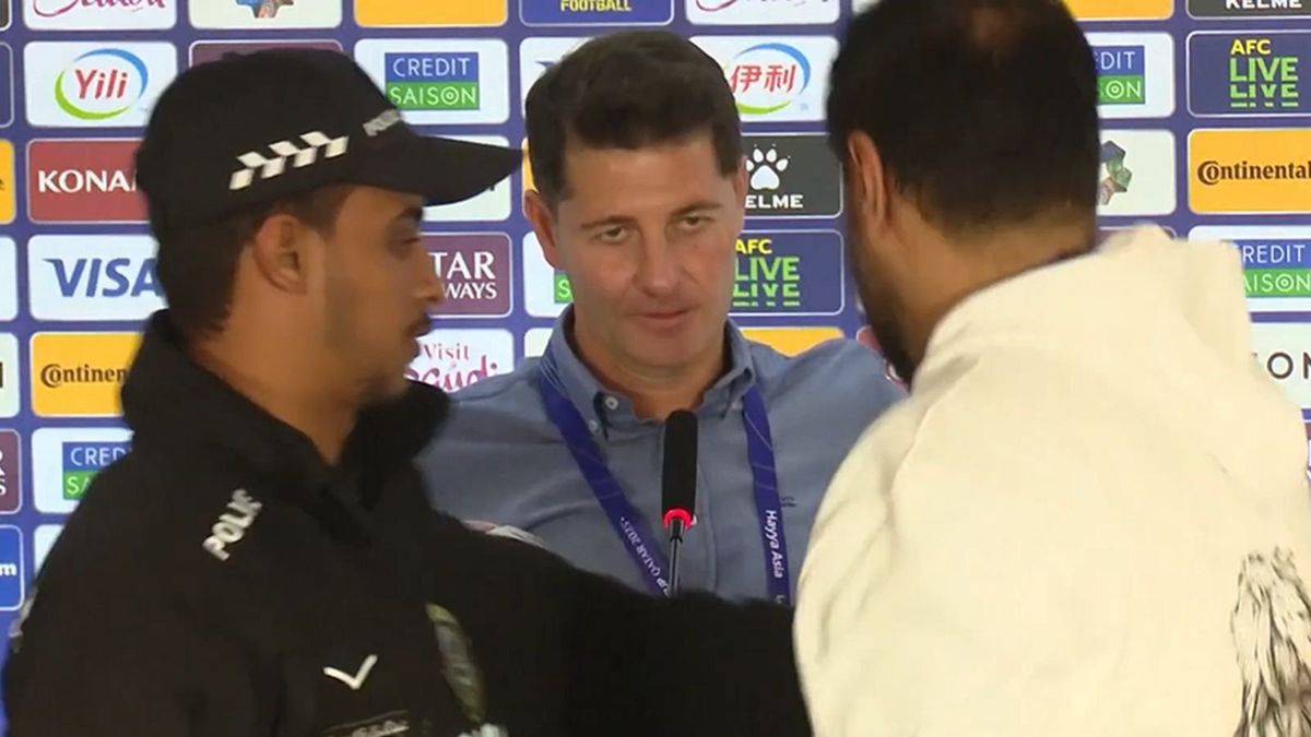 Jesus Casas został zaatakowany w czasie konferencji prasowej