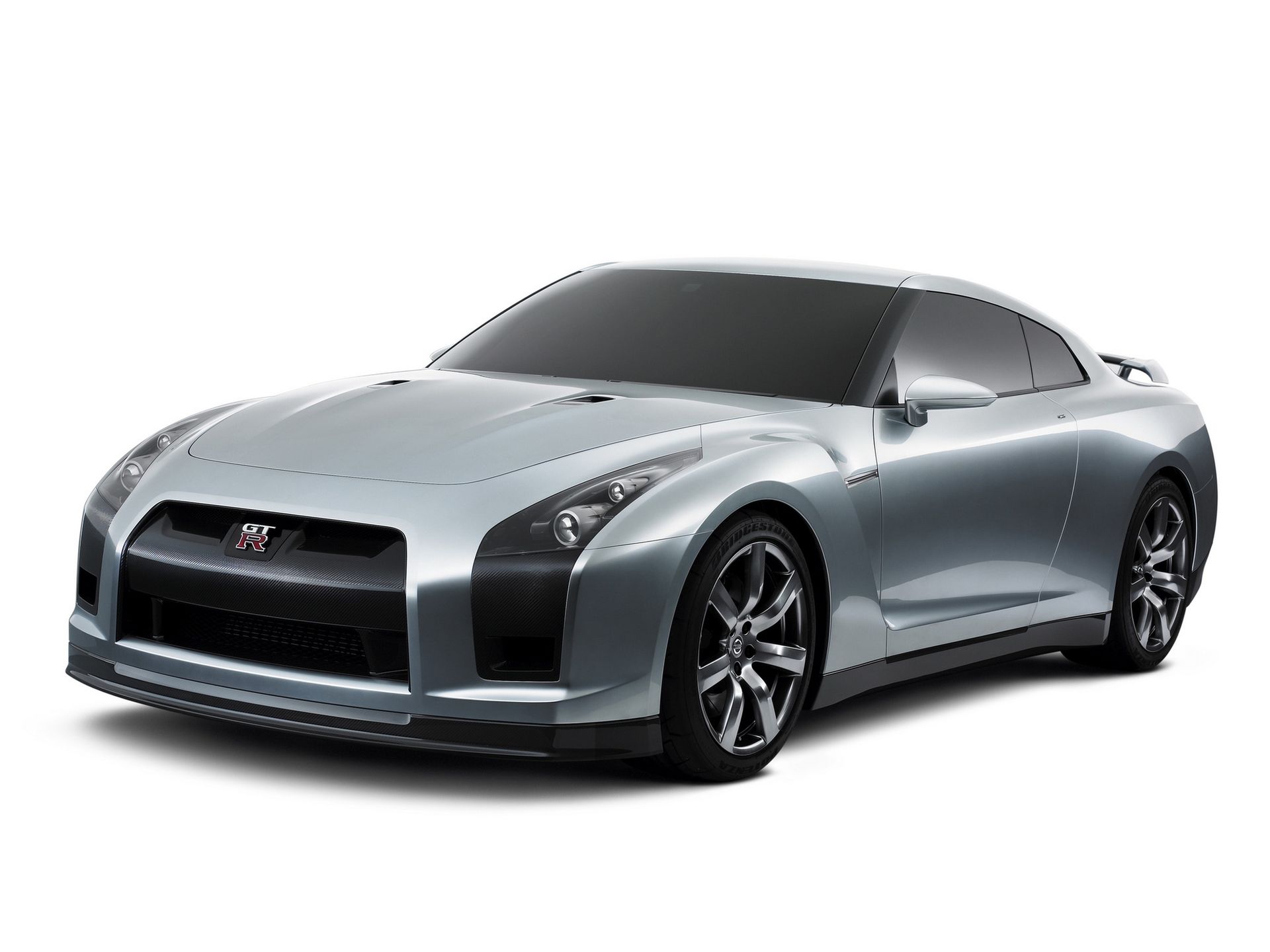 Ewolucja Godzilli: jak od początku zmieniał się Nissan Skyline GT-R 37