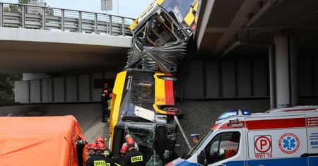 Znowu miał wypadek. Adwokatka już go usprawiedliwia