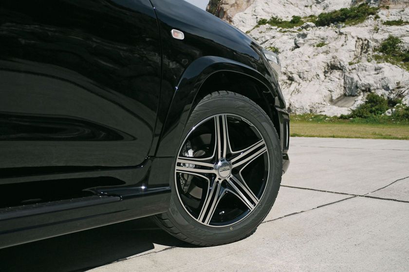 Toyota Land Criuser Black Bison Edition