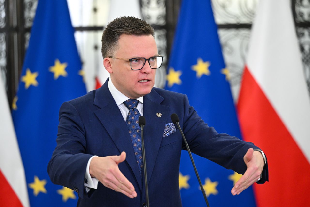 Hołownia kpi w Sejmie. "Że tych musów z Telusem na Campus nie wysłał"