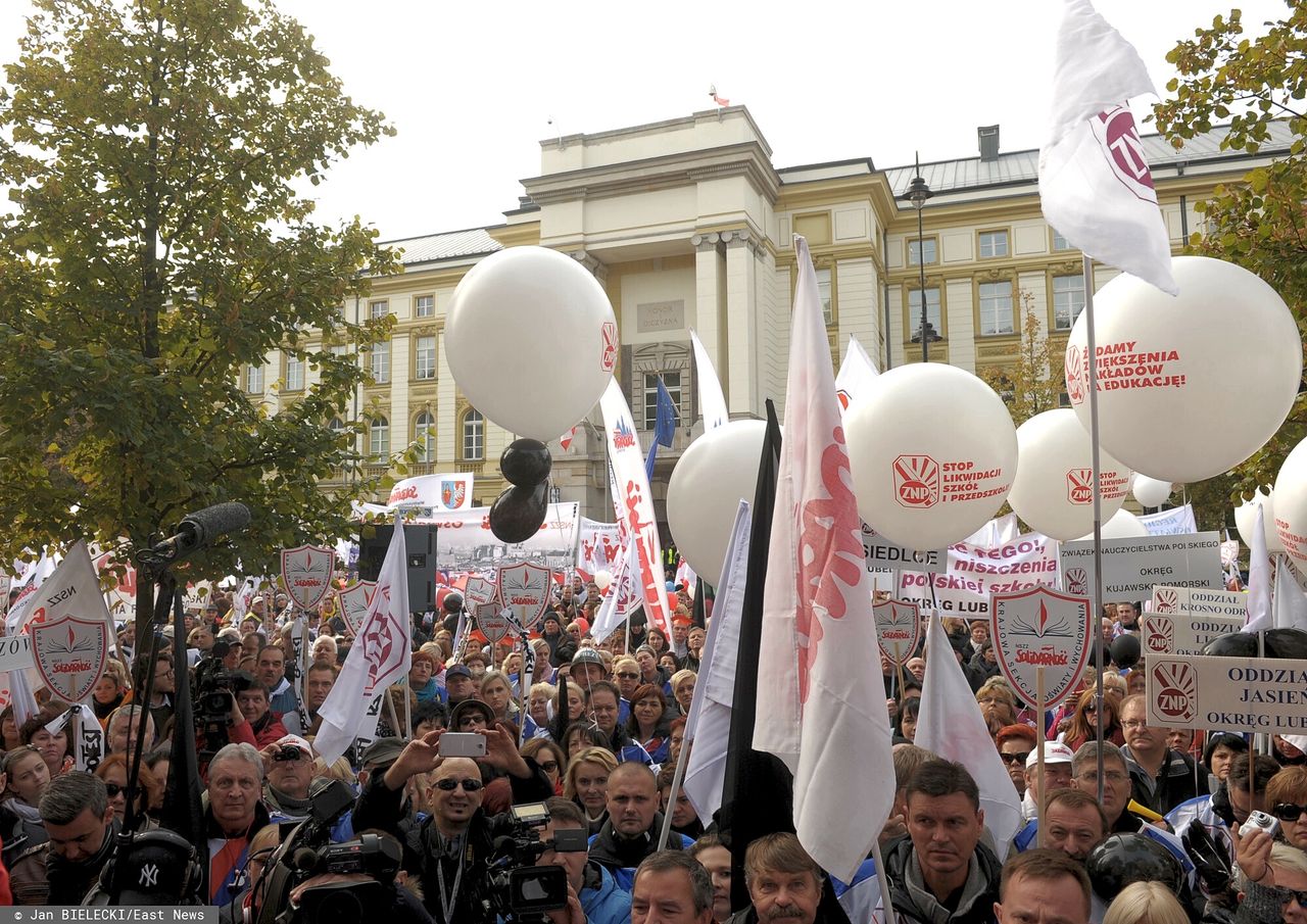 "Oszukani i lekceważeni". Mają dość. Pójdą pod Kancelarię Premiera