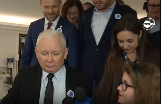 Kaczyński bez szacunku do najmłodszej reporterki w Sejmie. „Wolność słowa nie dla dzieci”